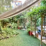 Luxieux Appartement Avec Jardin